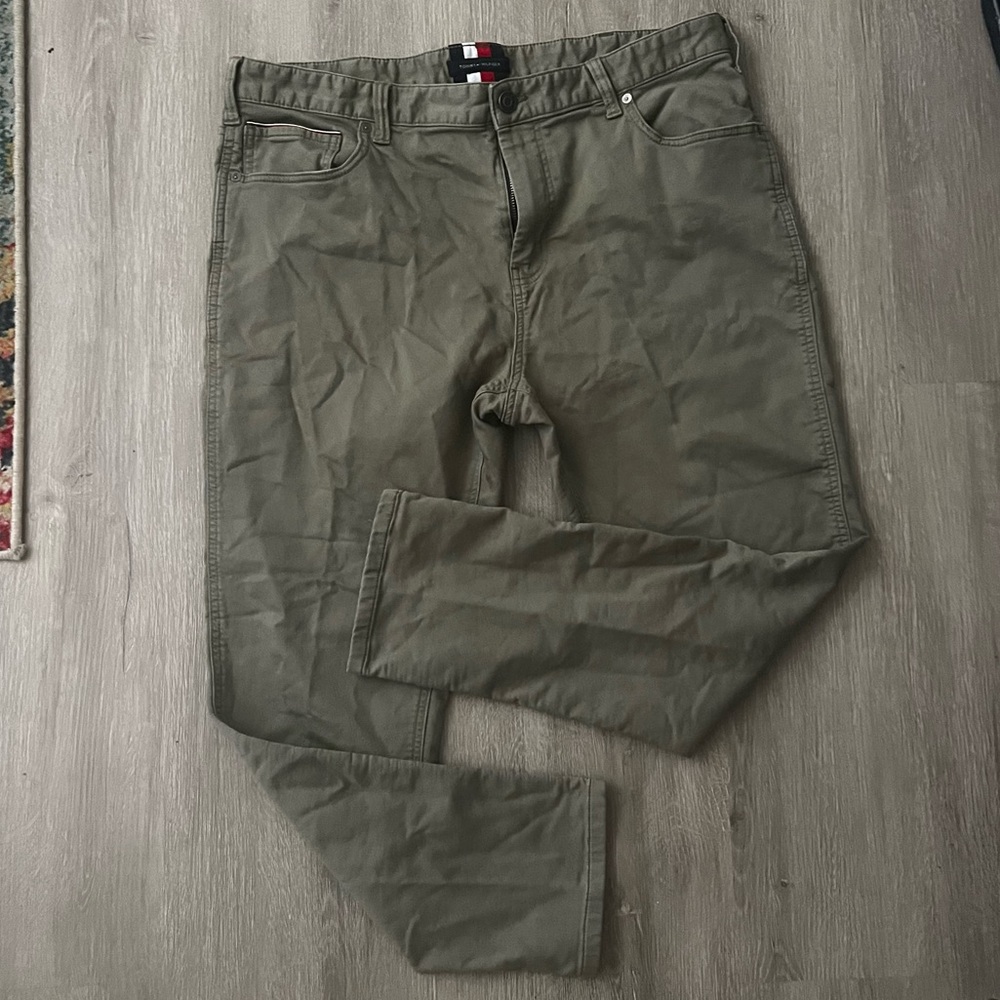 Men’s Tommy Hilfiger Pants Size 38/30